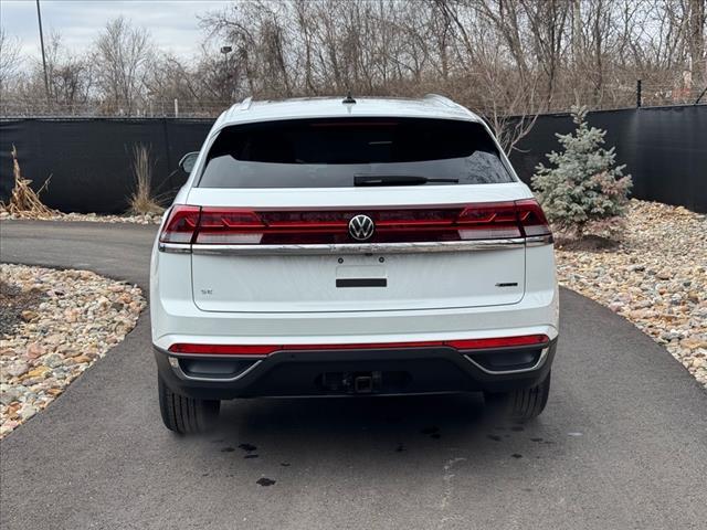 new 2025 Volkswagen Atlas Cross Sport car, priced at $42,411