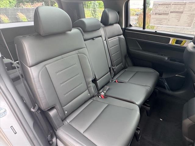 new 2025 Hyundai SANTA FE HEV car, priced at $44,682