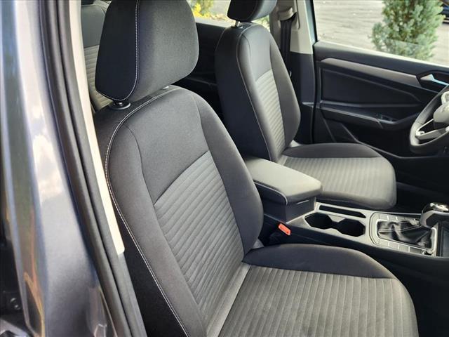 used 2024 Volkswagen Jetta car, priced at $19,988