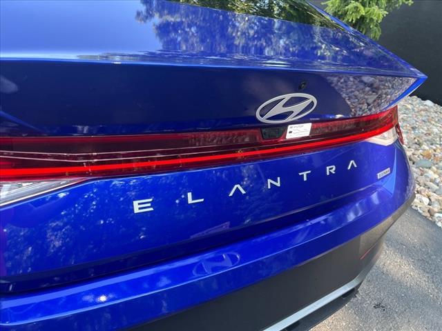 new 2024 Hyundai Elantra HEV car, priced at $25,480