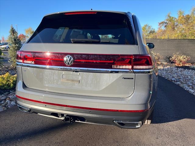 new 2025 Volkswagen Atlas car, priced at $47,073