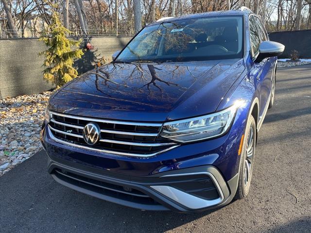 new 2024 Volkswagen Tiguan car, priced at $30,850