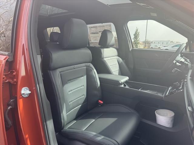 new 2025 Hyundai Santa Fe car, priced at $47,476