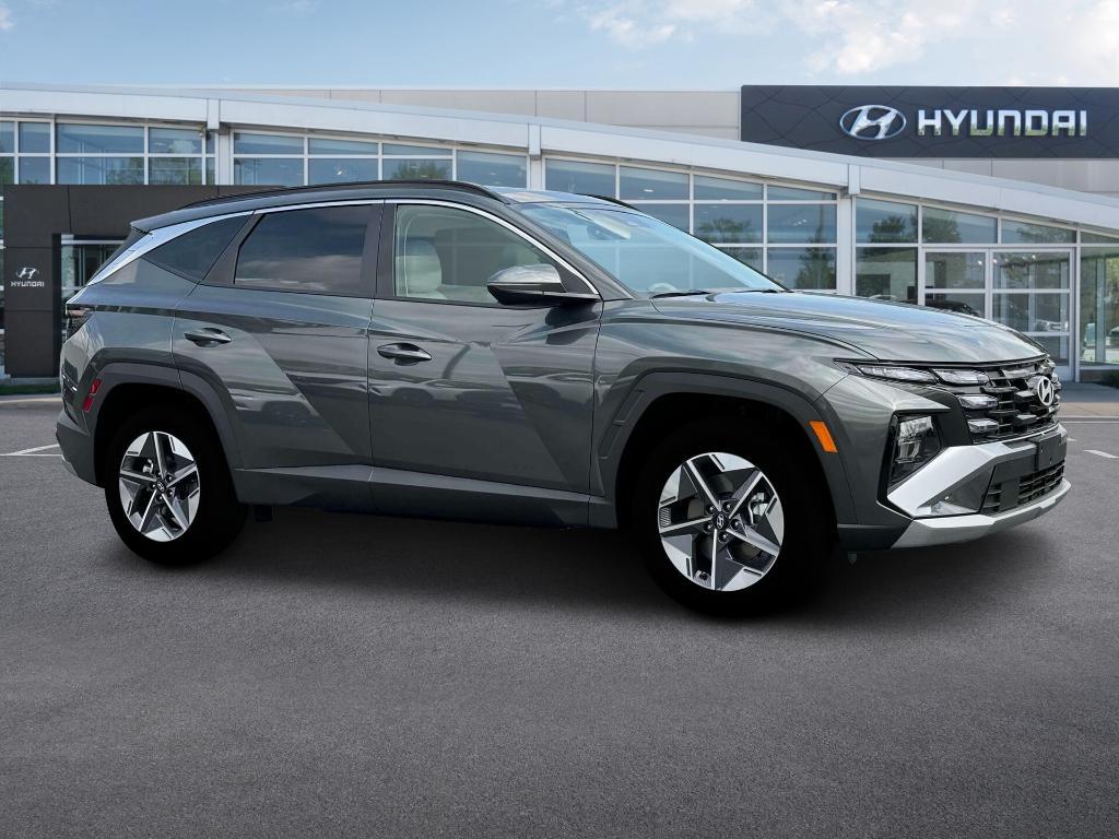 new 2025 Hyundai Tucson Hybrid car, priced at $37,597