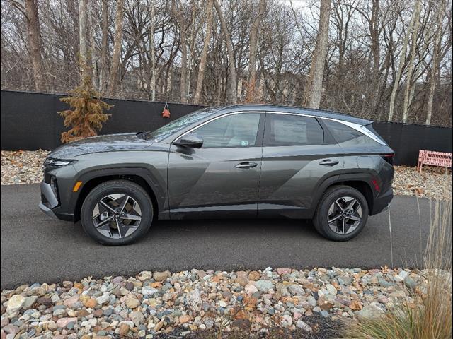 new 2025 Hyundai Tucson Hybrid car, priced at $37,597