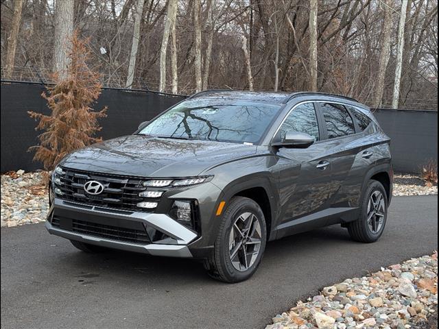 new 2025 Hyundai Tucson Hybrid car, priced at $37,597