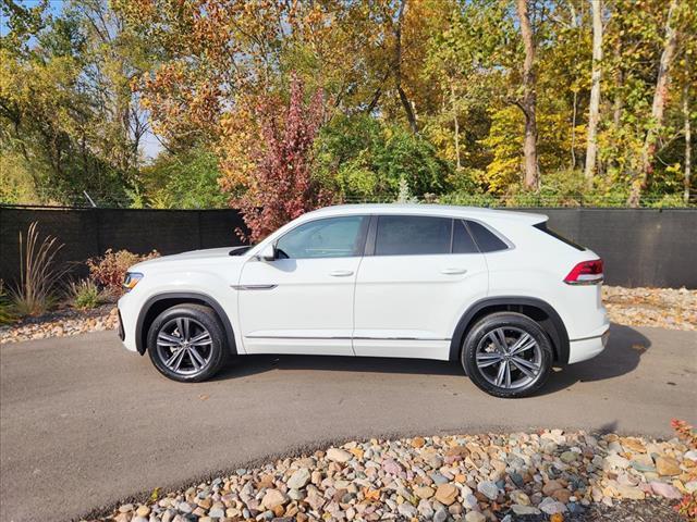 used 2022 Volkswagen Atlas Cross Sport car, priced at $27,988