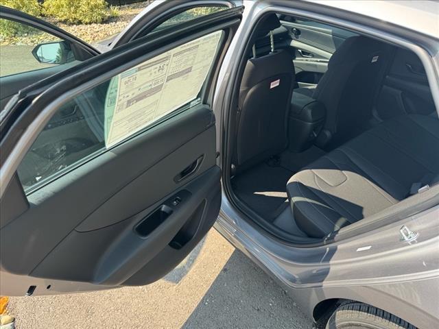 new 2025 Hyundai Elantra car, priced at $21,370