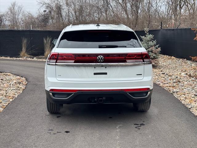 new 2025 Volkswagen Atlas Cross Sport car, priced at $42,211