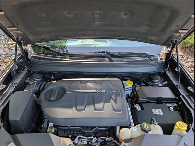 used 2019 Jeep Cherokee car, priced at $18,988