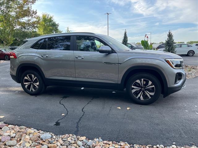 new 2024 Volkswagen Atlas Cross Sport car, priced at $39,936