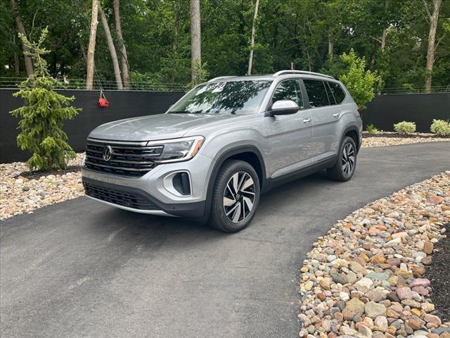 new 2024 Volkswagen Atlas car, priced at $49,984