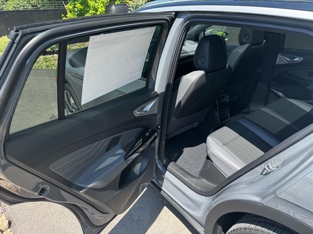 new 2025 Volkswagen ID.4 car, priced at $59,461