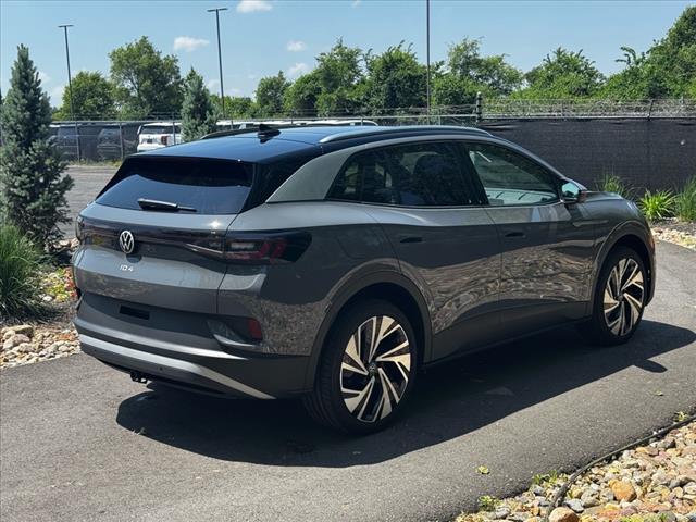 new 2025 Volkswagen ID.4 car, priced at $59,461