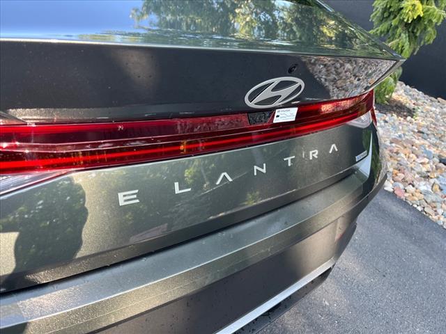 new 2024 Hyundai Elantra HEV car, priced at $25,475