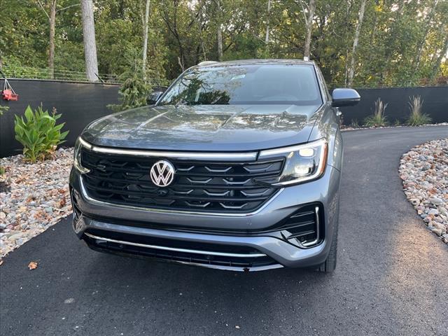 new 2024 Volkswagen Atlas Cross Sport car, priced at $52,457