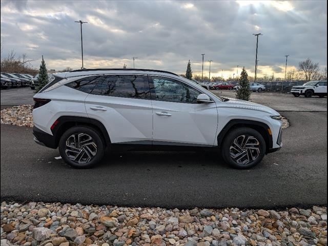 new 2025 Hyundai Tucson Hybrid car, priced at $43,055