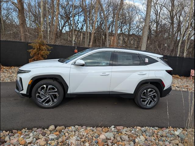 new 2025 Hyundai Tucson Hybrid car, priced at $43,055