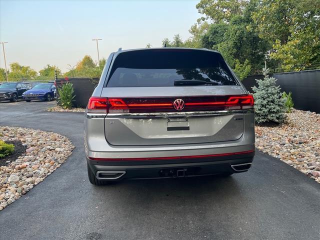 new 2024 Volkswagen Atlas car, priced at $45,191