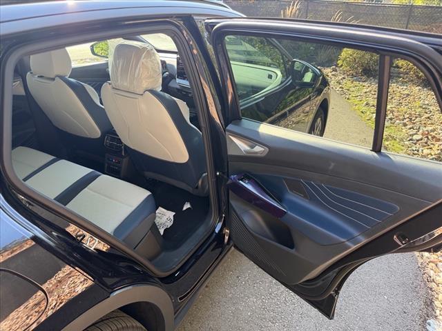 new 2025 Volkswagen ID.4 car, priced at $60,166
