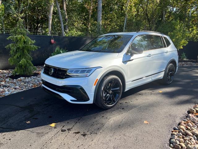 new 2024 Volkswagen Tiguan car, priced at $36,184