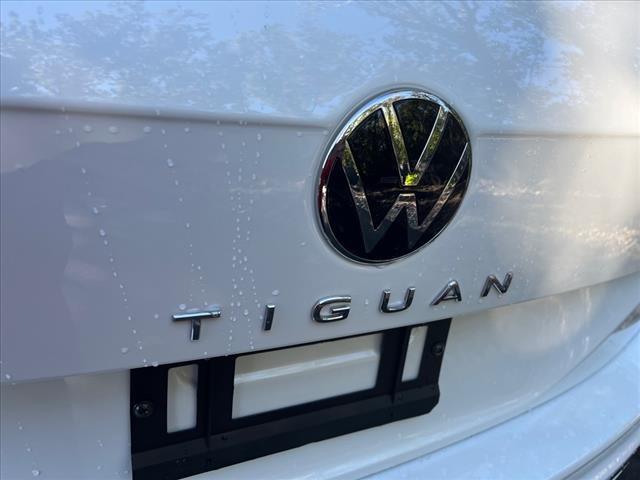 new 2024 Volkswagen Tiguan car, priced at $36,184