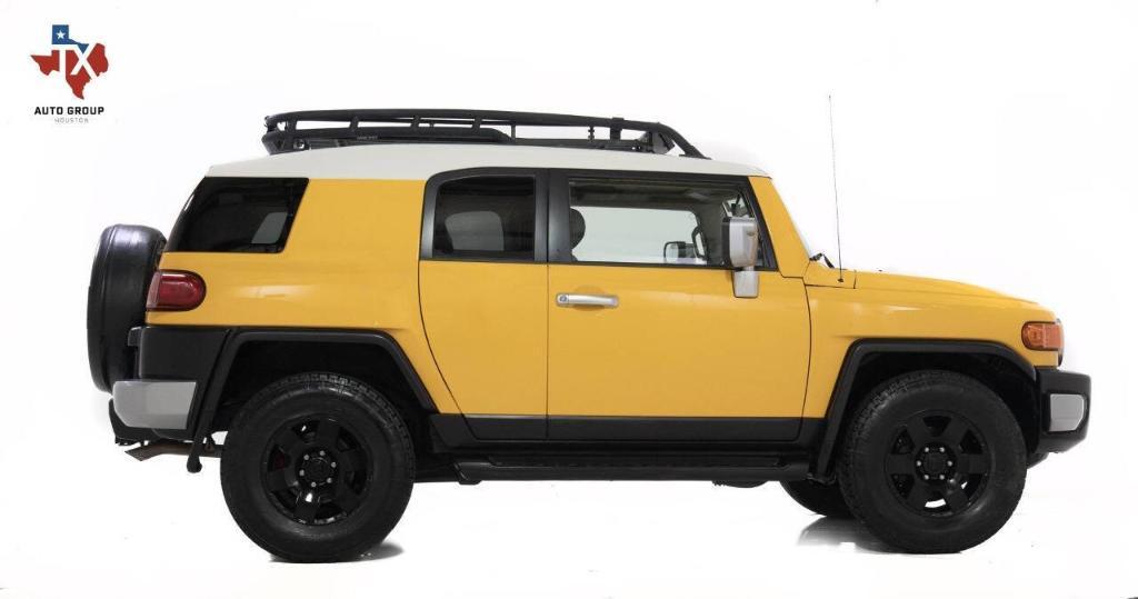 used 2008 Toyota FJ Cruiser car, priced at $17,895