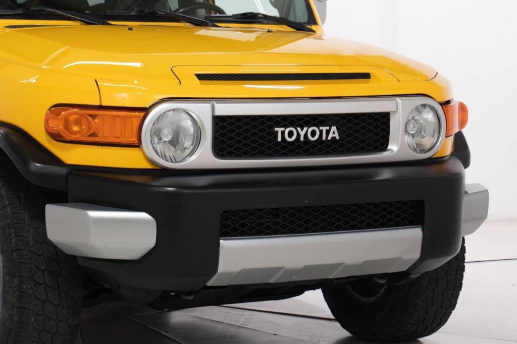 used 2008 Toyota FJ Cruiser car, priced at $17,895