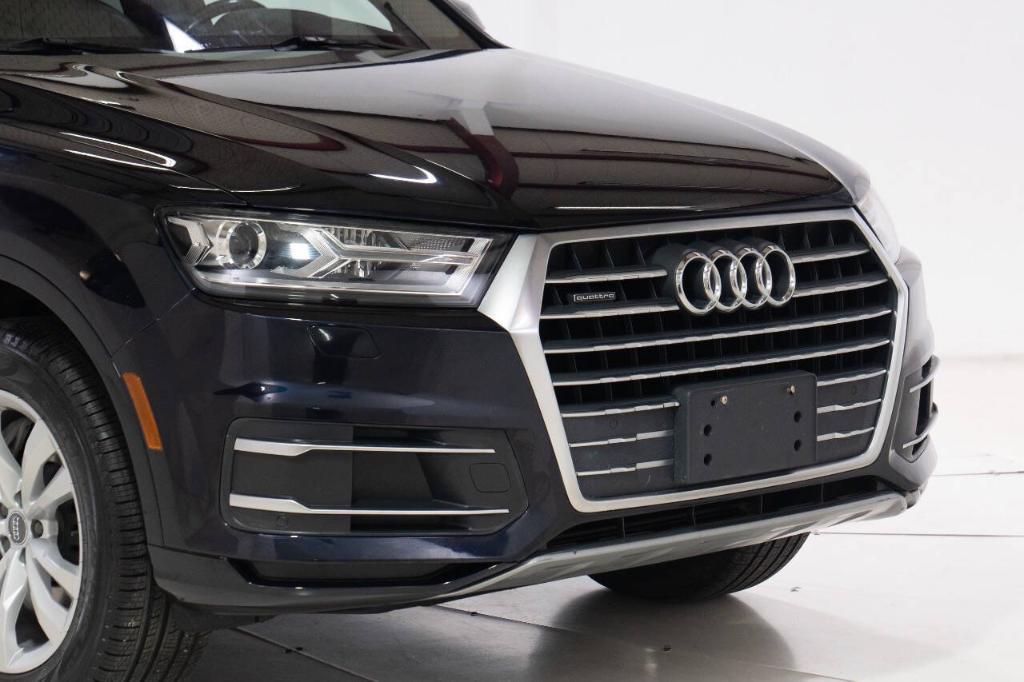 used 2017 Audi Q7 car, priced at $18,395