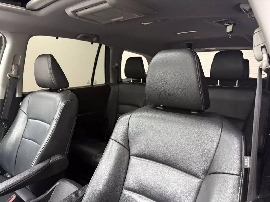 used 2017 Honda Pilot car, priced at $18,833