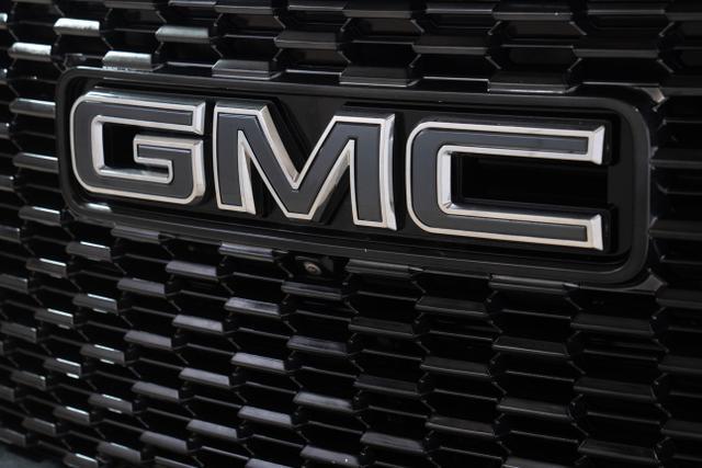 used 2023 GMC Yukon car, priced at $76,100