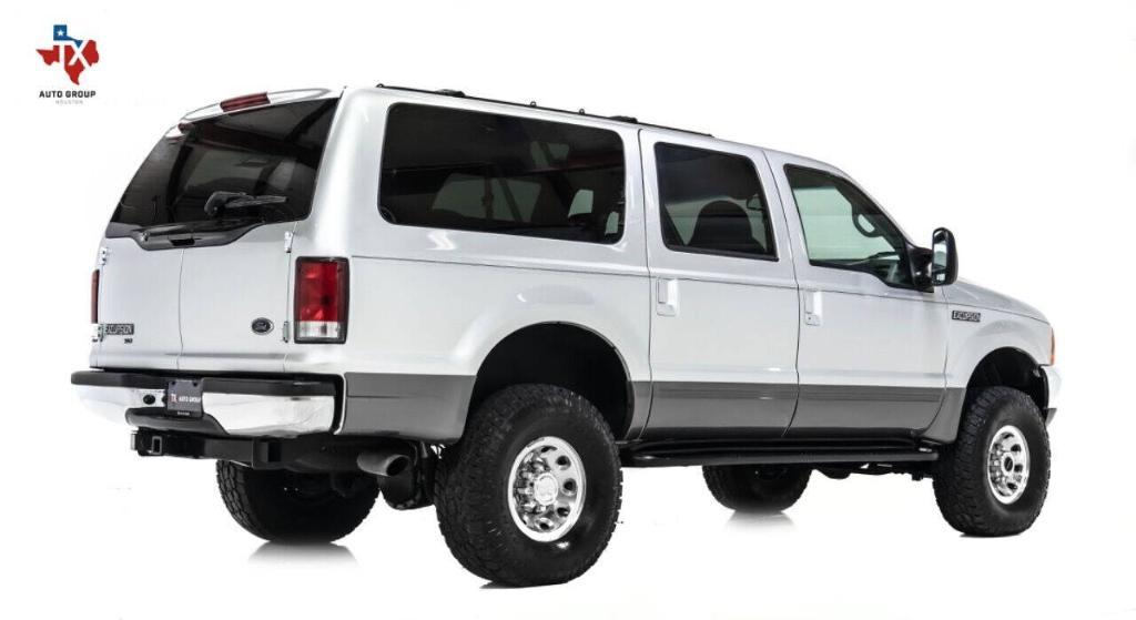 used 2001 Ford Excursion car, priced at $31,695