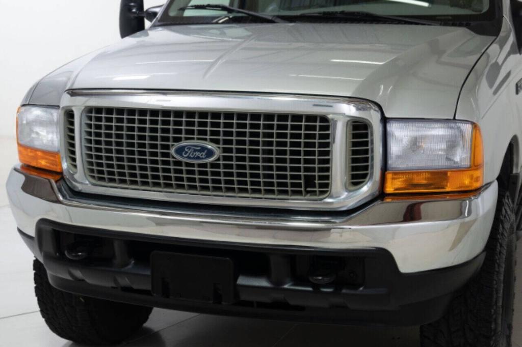 used 2001 Ford Excursion car, priced at $31,695