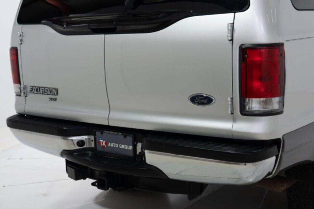 used 2001 Ford Excursion car, priced at $31,695