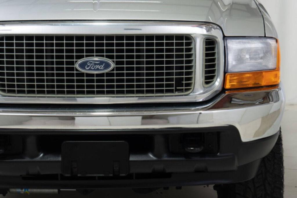 used 2001 Ford Excursion car, priced at $31,695