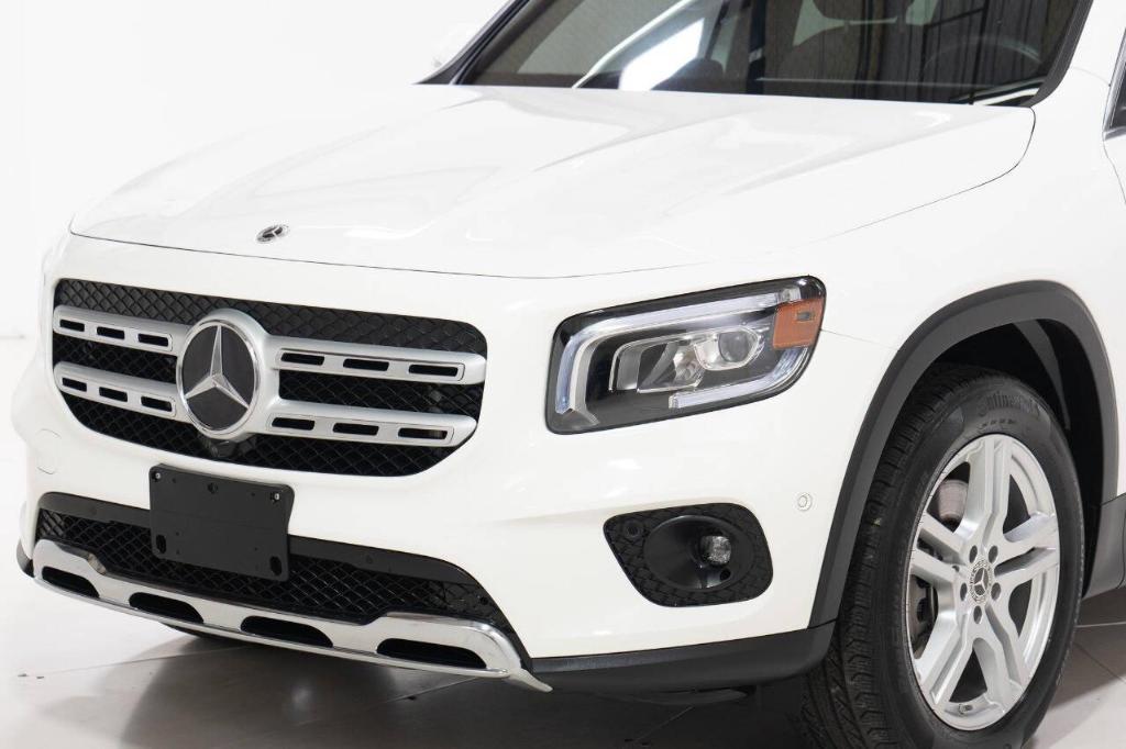 used 2021 Mercedes-Benz GLB 250 car, priced at $25,399