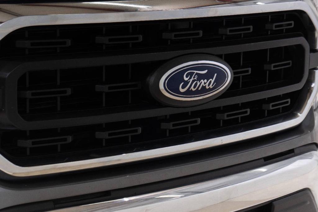 used 2021 Ford F-150 car, priced at $31,999