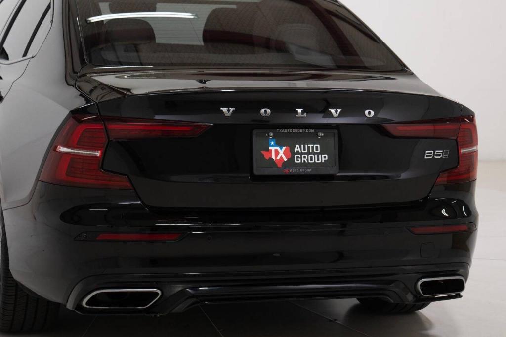 used 2022 Volvo S60 car, priced at $19,900