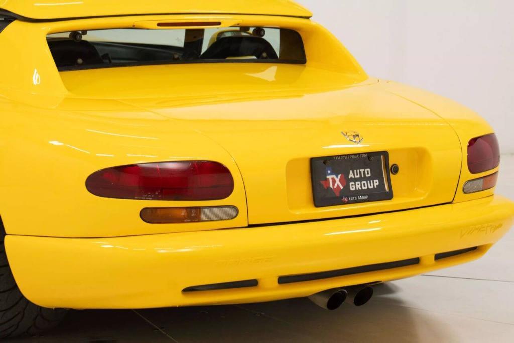 used 2001 Dodge Viper car, priced at $55,995