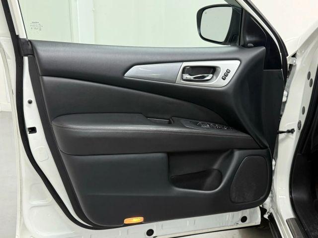 used 2018 Nissan Pathfinder car, priced at $13,050