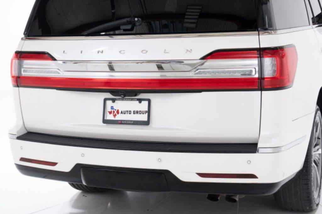 used 2019 Lincoln Navigator car, priced at $32,995