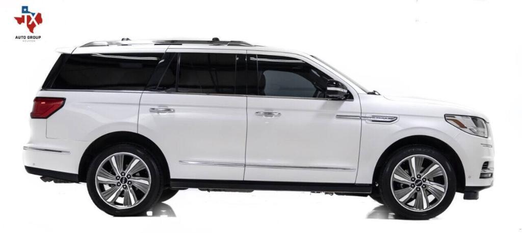 used 2019 Lincoln Navigator car, priced at $31,299