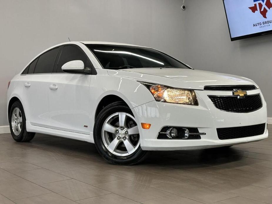 used 2014 Chevrolet Cruze car, priced at $10,500