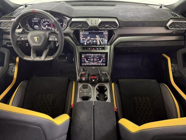 used 2023 Lamborghini Urus car, priced at $282,999