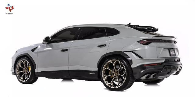 used 2023 Lamborghini Urus car, priced at $282,999