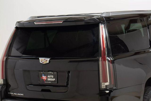 used 2020 Cadillac Escalade ESV car, priced at $46,500