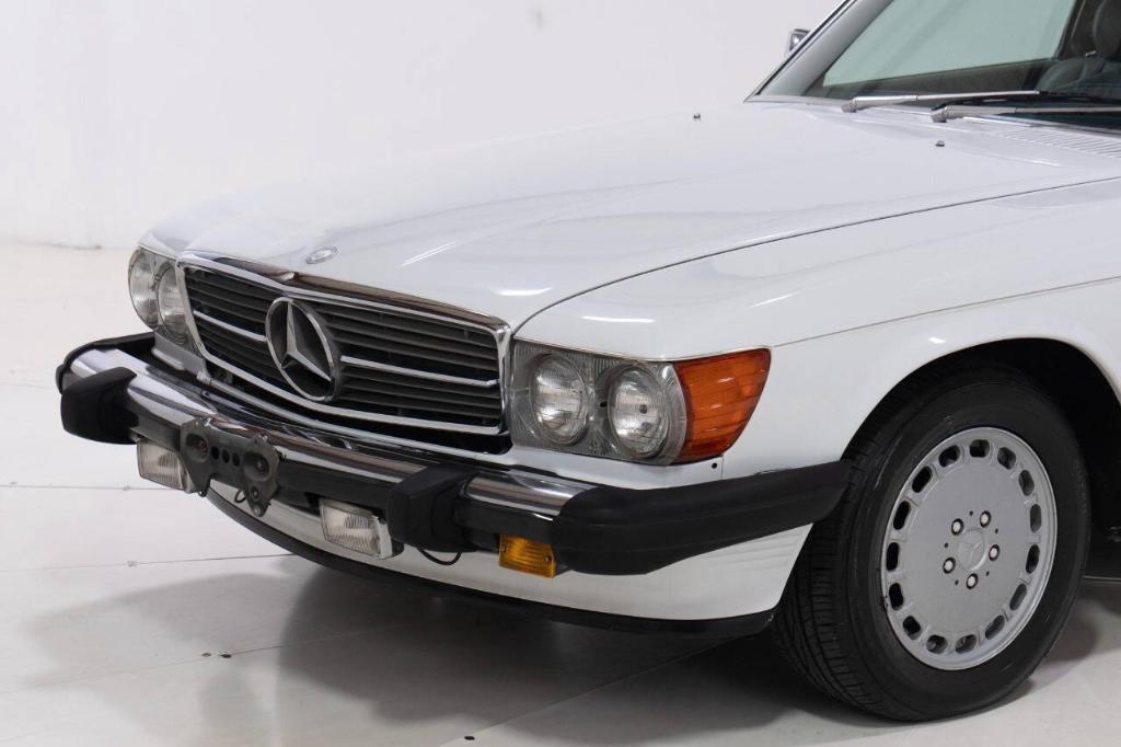 used 1987 Mercedes-Benz SL-Class car, priced at $19,495