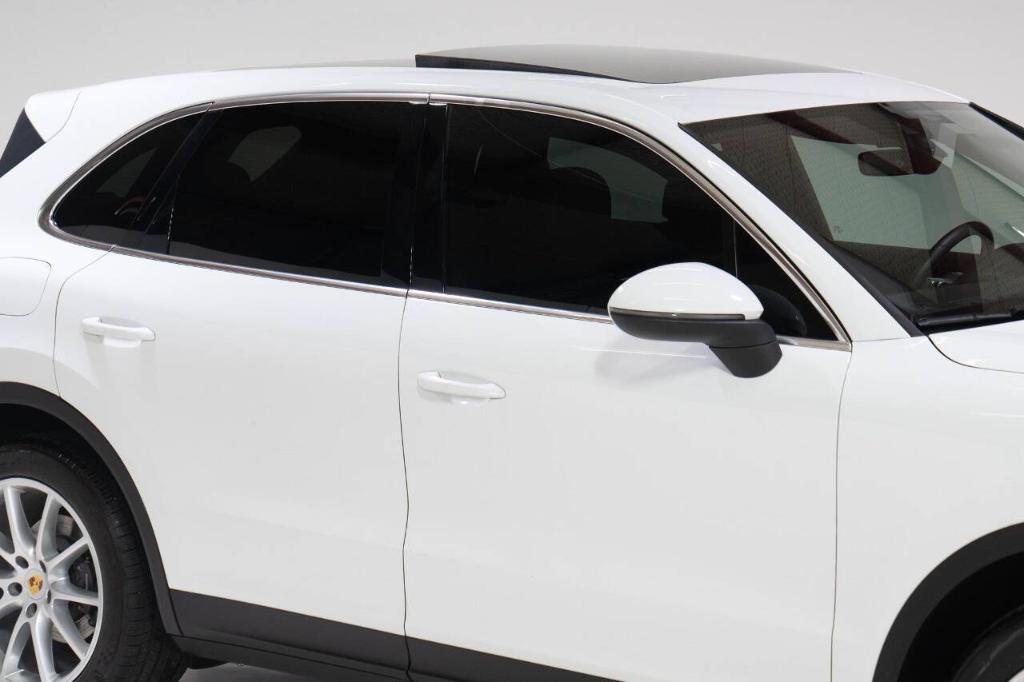 used 2019 Porsche Cayenne car, priced at $35,995