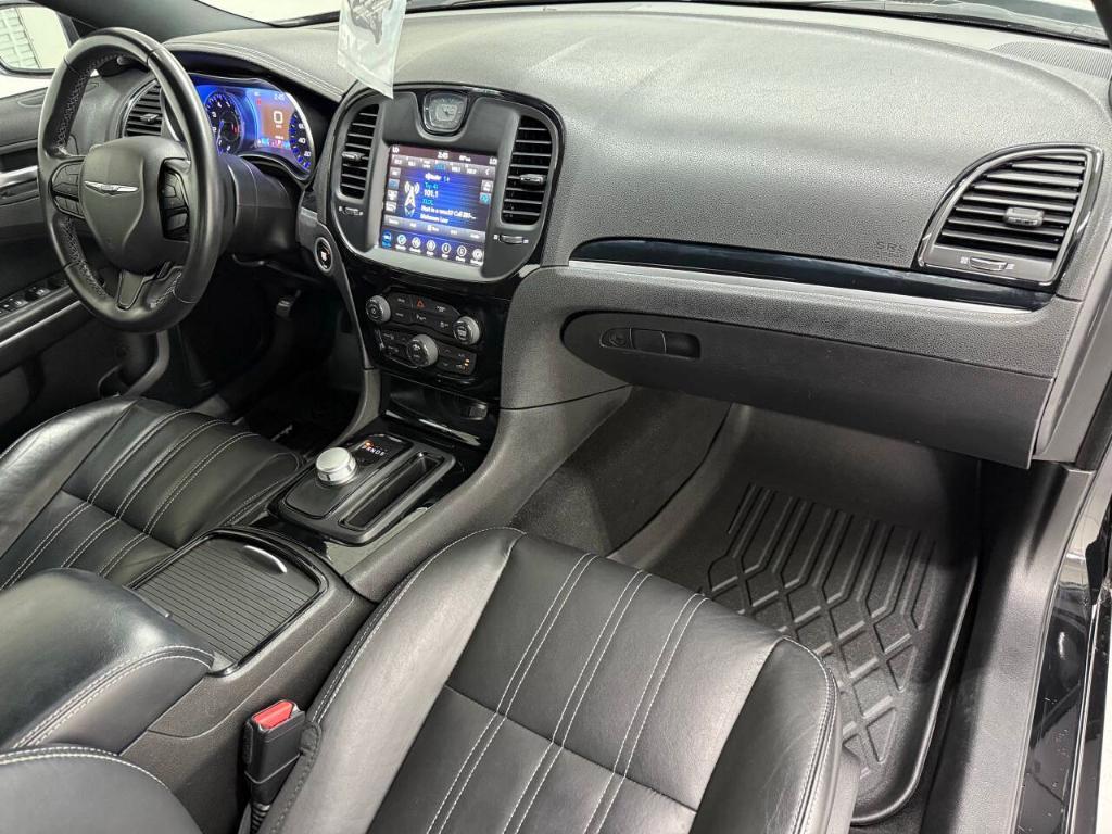 used 2022 Chrysler 300 car, priced at $25,995