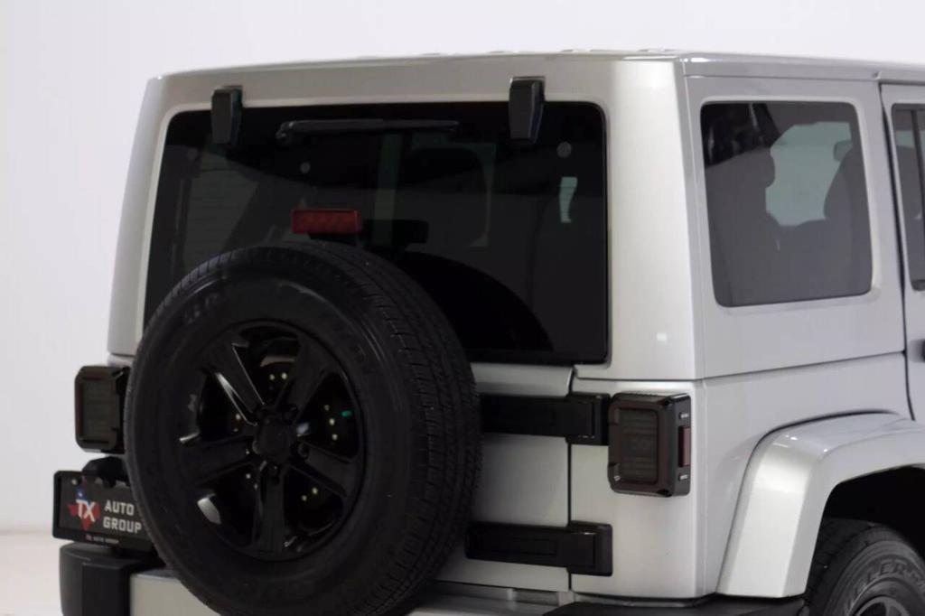 used 2012 Jeep Wrangler Unlimited car, priced at $16,099